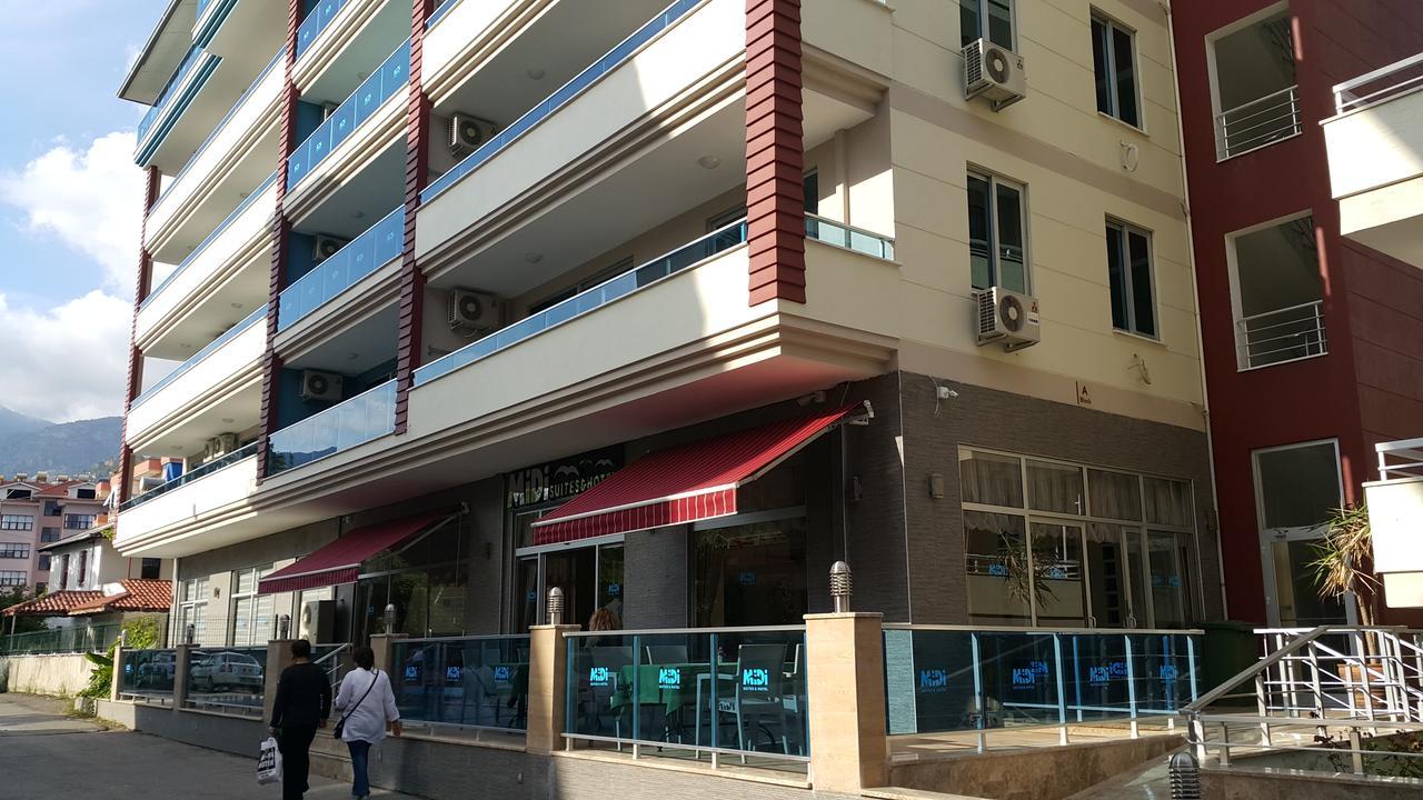 Apart Otel Midi̇ Family Sui̇Tes
