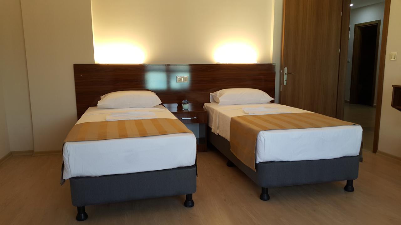 Apart Otel Midi̇ Family Sui̇Tes 3*
