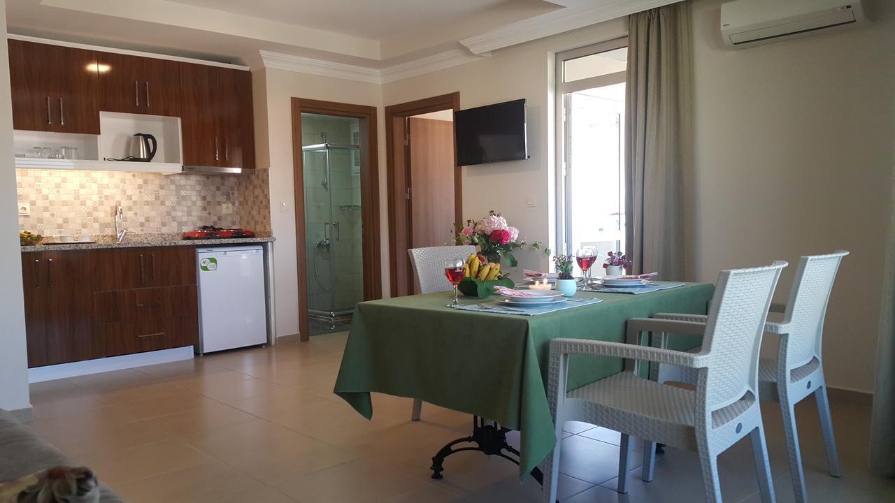 Midi̇ Family Sui̇Tes Apart Otel Alanya
